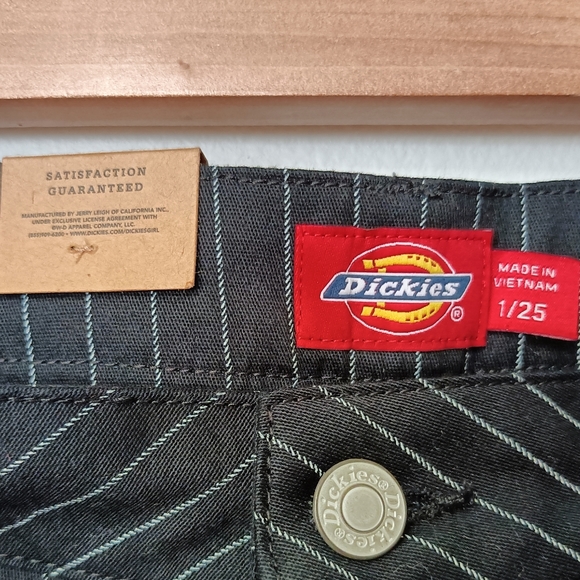 Dickies | Classic Pinstripe Mid-Rise Skinny Stretch-Cotton Pants | Size 1/25 - Picture 6 of 8